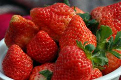 草莓的营养价值与功效 吃草莓的好处