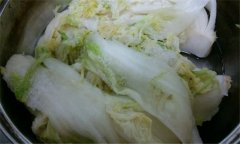 咸白菜的腌制方法 怎样制作咸白菜